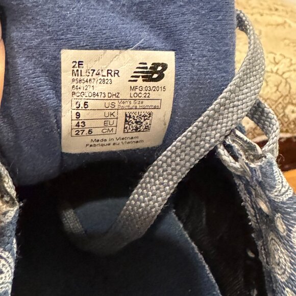 9.5 Paisley 574 blue suede.  Lightly used. - Picture 4 of 10